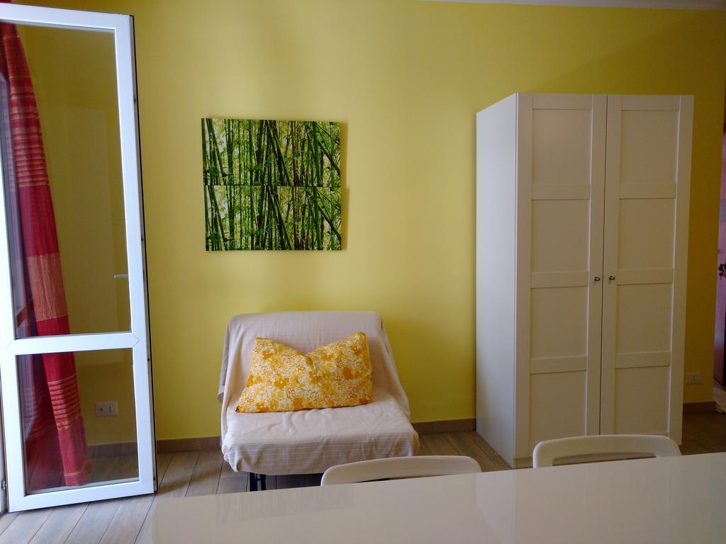 Icaro Apartment Letojanni Exterior photo